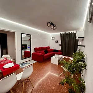 Apartamento Amplio Familiar Con Parking Privado En Pleno Centro De España